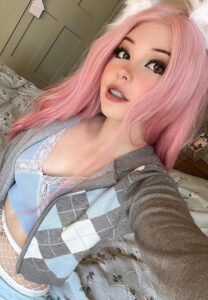 Belle-Delphine-แมว Belle-Delphine-แมว