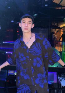 Boss-Pasagorn-เสื้อลายดอก Boss-Pasagorn-เสื้อลายดอก