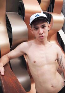 Boss-Pasagorn-ใส่หมวก Boss-Pasagorn-ใส่หมวก