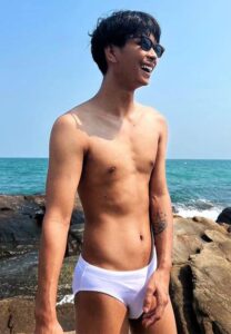 เนส-สหรัถ-ยิ้ม เนส-สหรัถ-ยิ้ม