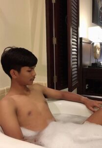 เนส-สหรัถ-หล่อเข้ม เนส-สหรัถ-หล่อเข้ม