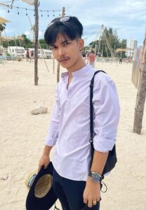 เนส-สหรัถ-เชิ้ตขาว เนส-สหรัถ-เชิ้ตขาว