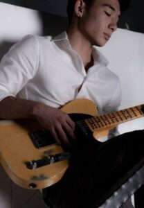 Anshiie-เล่นดนตรี Anshiie-เล่นดนตรี