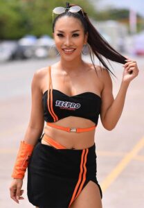 Kwang-Juraiwan-แซ่บสุด Kwang-Juraiwan-แซ่บสุด