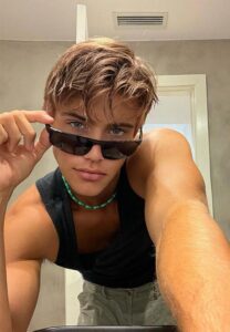 Lorenzo-Bold-นายแบบ Lorenzo-Bold-นายแบบ