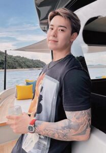 Titus-Low-กล้ามใหญ่ Titus-Low-กล้ามใหญ่