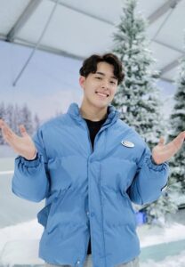 Titus-Low-พักผ่อน Titus-Low-พักผ่อน