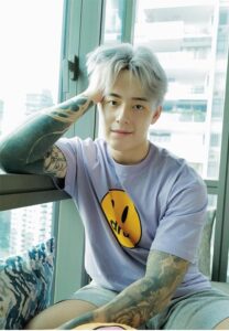 Titus-Low-หน้าหล่อ Titus-Low-หน้าหล่อ