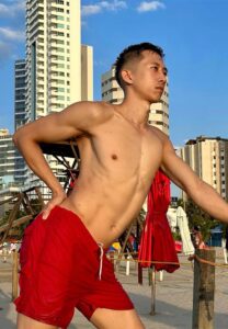 Tyler-Wu-บิดเอว Tyler-Wu-บิดเอว