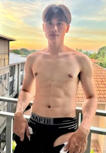 กาน-กานต์ธิติ-กางเกงดำ กาน-กานต์ธิติ-กางเกงดำ