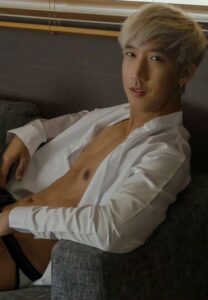 ปอนด์-วาริช-กล้ามสวย ปอนด์-วาริช-กล้ามสวย