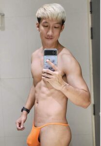 ปอนด์-วาริช-เป้าแน่น ปอนด์-วาริช-เป้าแน่น