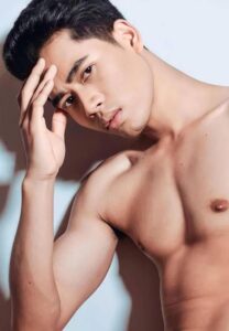 รอน-อภิชาต-กล้ามใหญ่ รอน-อภิชาต-กล้ามใหญ่