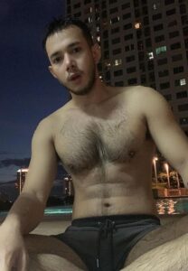 แชมป์-สรพงษ์-ลงสระ