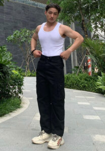 Duc-Vuong-หล่อเป๊ะ Duc-Vuong-หล่อเป๊ะ