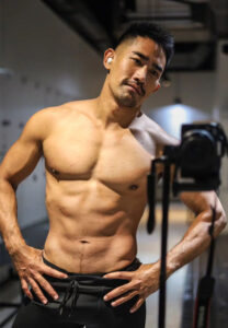 Gabbies-ถอดเสื้อ