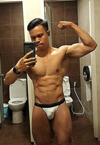 Saharat-Mit-กล้ามเป๊ะ Saharat-Mit-กล้ามเป๊ะ