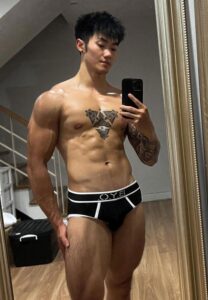 WingHong-Tang-กางเกงดำ WingHong-Tang-กางเกงดำ