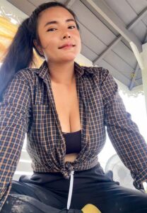 กล้วยแขก-สุมิตรา-สาวบ้านๆ กล้วยแขก-สุมิตรา-สาวบ้านๆ