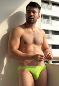 ก้อง-ก้องหล้า-หุ่นหมี