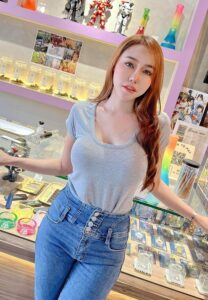 น้ำหอม-แม็กซิม-สาวหุ่นดี