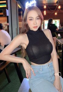 น้ำหอม-แม็กซิม-สาวอกตูม