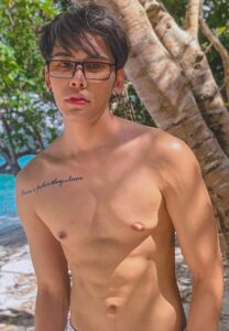 ป๊อปปี-ปฐมเทพ-ใส่แว่น ป๊อปปี-ปฐมเทพ-ใส่แว่น