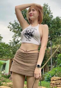 พลอย-อรดา-หุ่นเป๊ะ พลอย-อรดา-หุ่นเป๊ะ