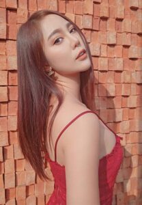 ใบมิ้นท์-สุวพิชญ์-ชุดแดง ใบมิ้นท์-สุวพิชญ์-ชุดแดง