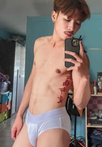 Atit-Phompet--เน็ตไอดอลฮอต