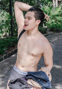 Chakrit-Sangsiri-หล่อเกินต้าน Chakrit-Sangsiri-หล่อเกินต้าน