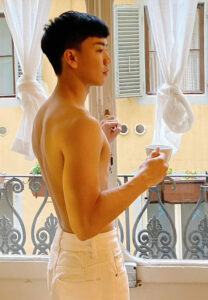 Guy-จิบกาแฟ Guy-จิบกาแฟ