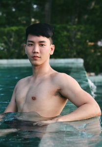 Guy-เล่นน้ำ Guy-เล่นน้ำ