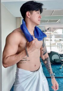 LucLe-Lucas-แขนล่ำ LucLe-Lucas-แขนล่ำ