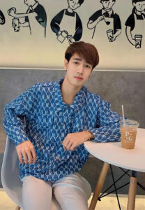 ด.ช.โดนัท-คาเฟ่ ด.ช.โดนัท-คาเฟ่