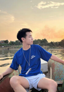 ด.ช.โดนัท-เสื้อน้ำเงิน ด.ช.โดนัท-เสื้อน้ำเงิน