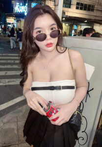 สปายจุ๊บ-วันวิสาข์-ใส่แว่น สปายจุ๊บ วันวิสาข์