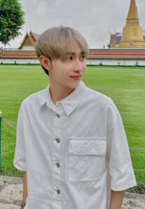 เจมสึ-เน็ตไอดอลเสื้อเชิ้ตขาว เจมสึ-เน็ตไอดอลเสื้อเชิ้ตขาว