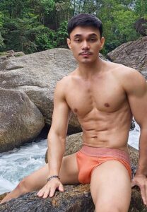 แมน-จตุพล-กล้ามล่ำ แมน-จตุพล-กล้ามล่ำ