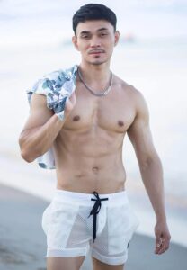 แมน-จตุพล-หล่อเข้ม แมน-จตุพล-หล่อเข้ม