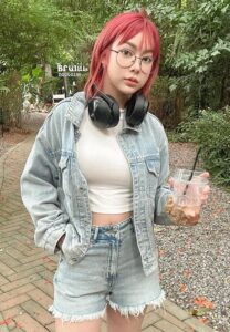 ฟางโกะ-โอเค-ใส่แว่น