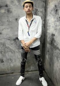 อาร์ม-ประเสริฐ-เสื้อเชิ้ตขาว อาร์ม-ประเสริฐ-เสื้อเชิ้ตขาว