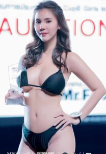 Kanom-Kamonrot รางวัล Kanom-Kamonrot รางวัล