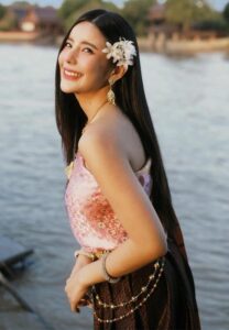 Numphung-bewicked-ชุดไทย Numphung-bewicked-ชุดไทย