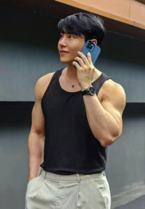 แฮ็ค-สถาพร-กล้ามใหญ่ แฮ็ค-สถาพร-กล้ามใหญ่