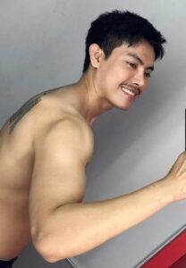 KEN-ยิ้มหวาน KEN-ยิ้มหวาน