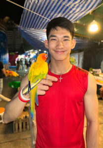 Patcharadol-Dachpala-รักสัตว์