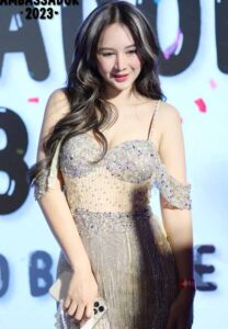 ป๊อกกี้-มิ้งค์-เน็ตไอดอลยิ้มสวย ป๊อกกี้-มิ้งค์-เน็ตไอดอลยิ้มสวย