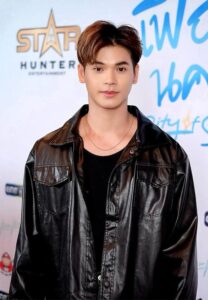 โบ๊ท-กิตติพงศ์-พงศ์พันธุ์-เสื้อยืดหนัง โบ๊ท-กิตติพงศ์-พงศ์พันธุ์-เสื้อยืดหนัง