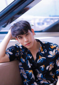 Kitipoom-Butjinda-เสื้อเชิ้ต Kitipoom-Butjinda-เสื้อเชิ้ต